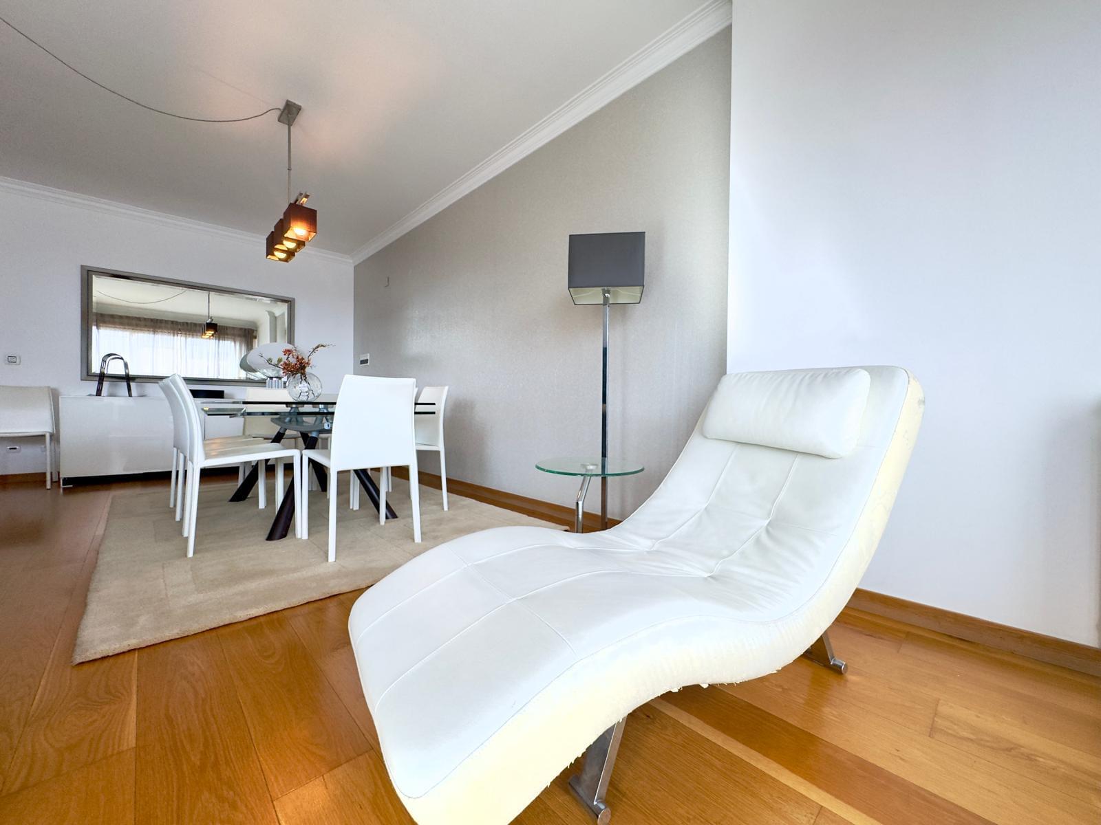 Apartamento T4 com estacionamento, Telheiras, Lisboa - Imagem 6