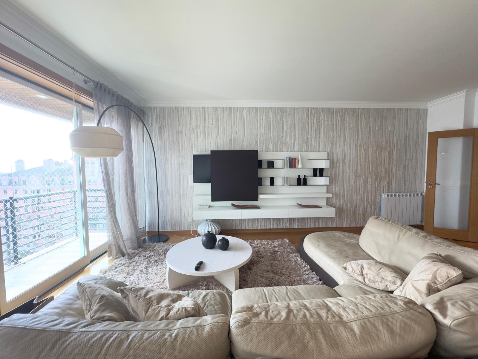 Apartamento T4 com estacionamento, Telheiras, Lisboa - Imagem 7