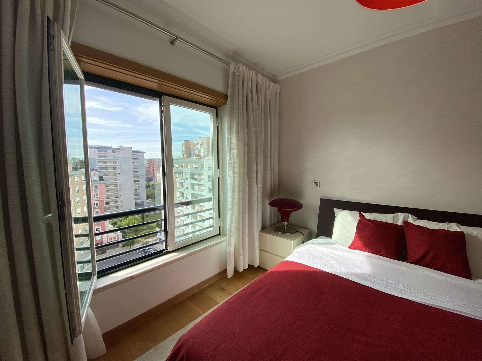 Apartamento T4 com estacionamento, Telheiras, Lisboa - Imagem 22