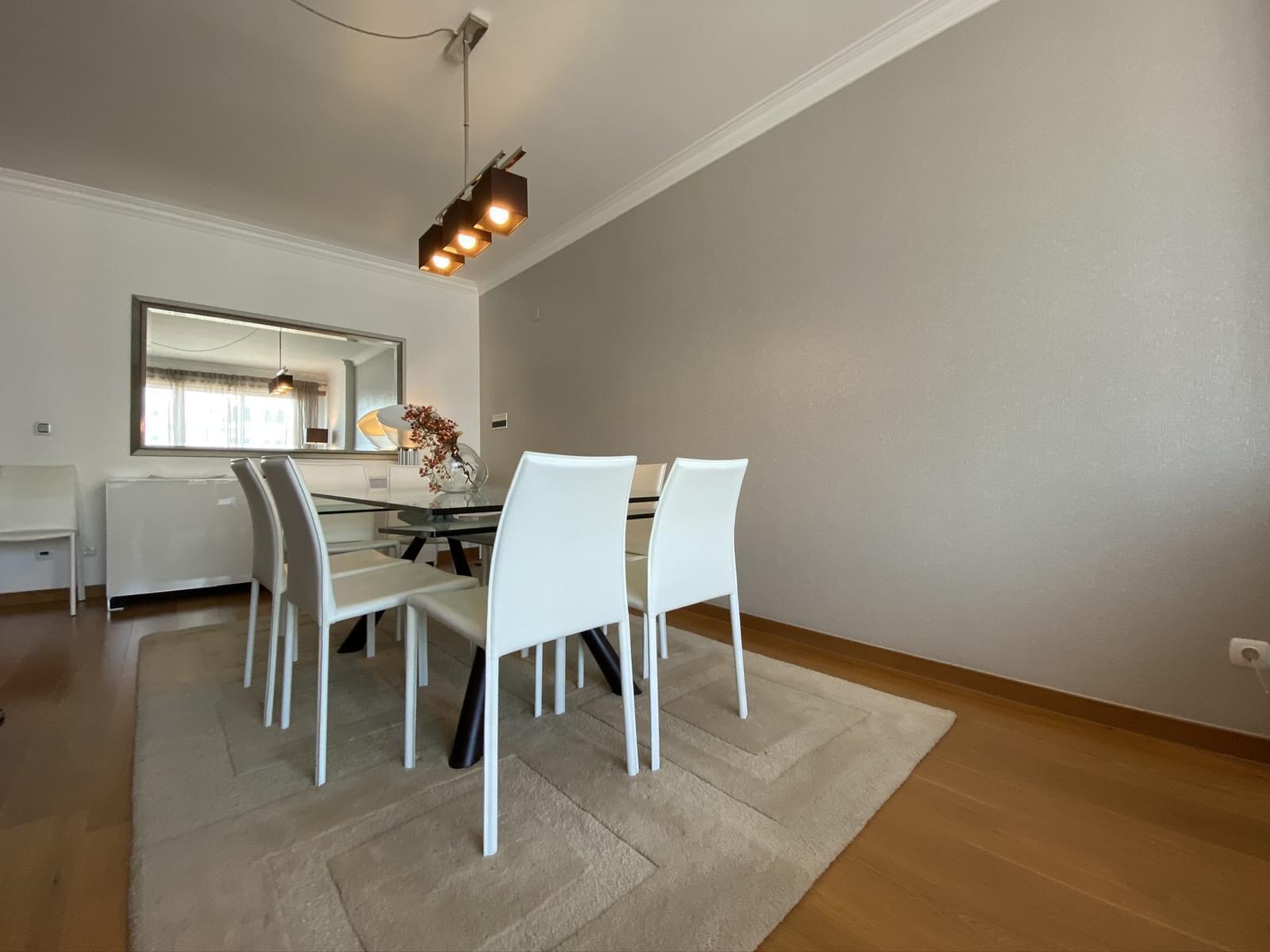 Apartamento T4 com estacionamento, Telheiras, Lisboa - Imagem 16