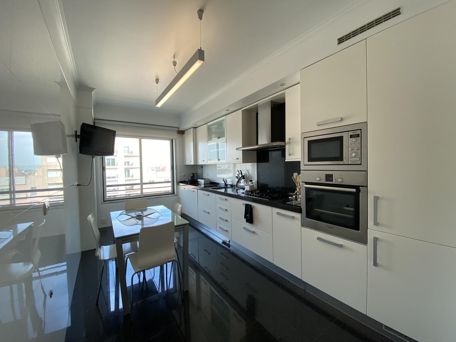 Apartamento T4 com estacionamento, Telheiras, Lisboa - Imagem 19