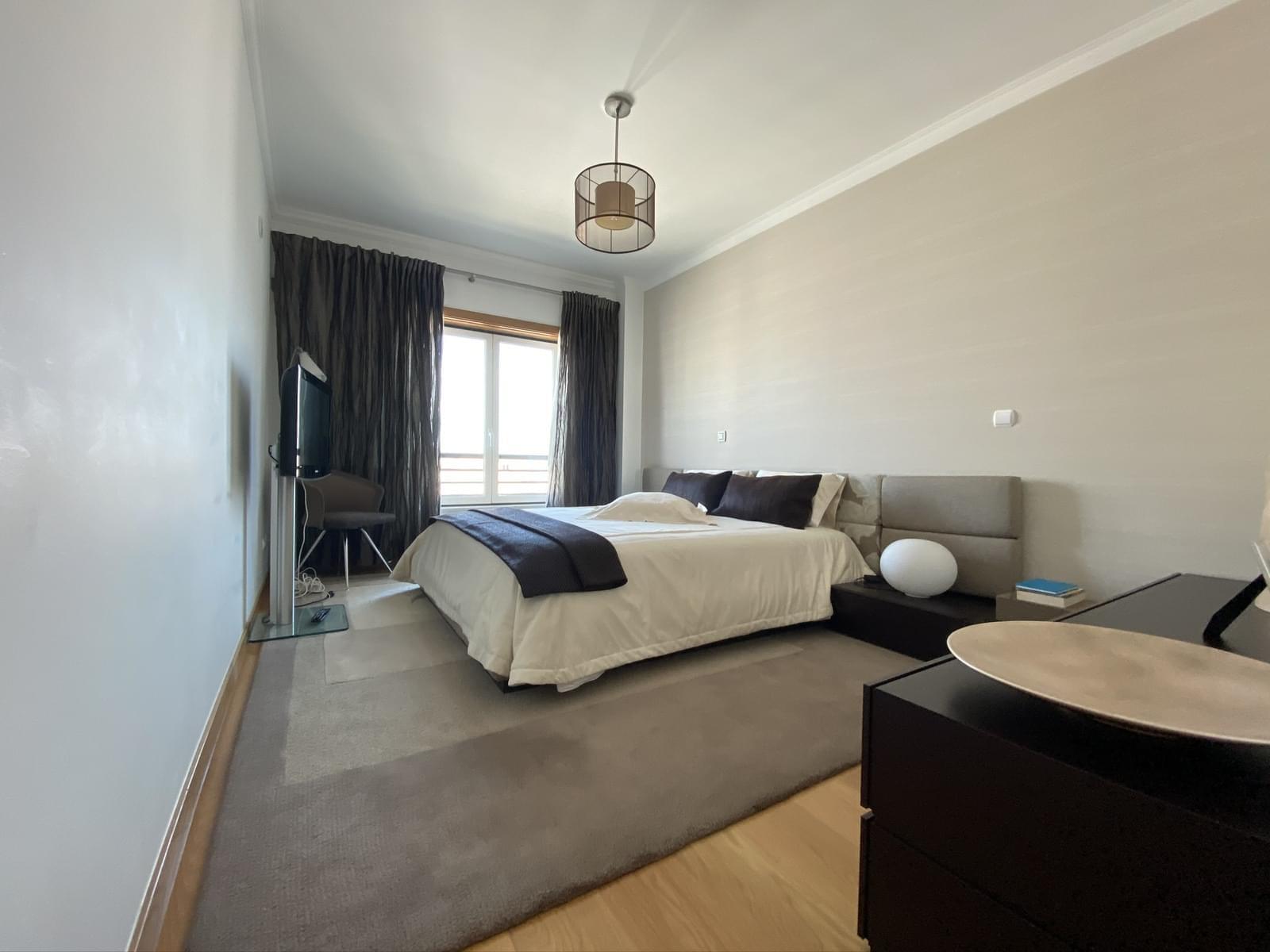 Apartamento T4 com estacionamento, Telheiras, Lisboa - Imagem 37