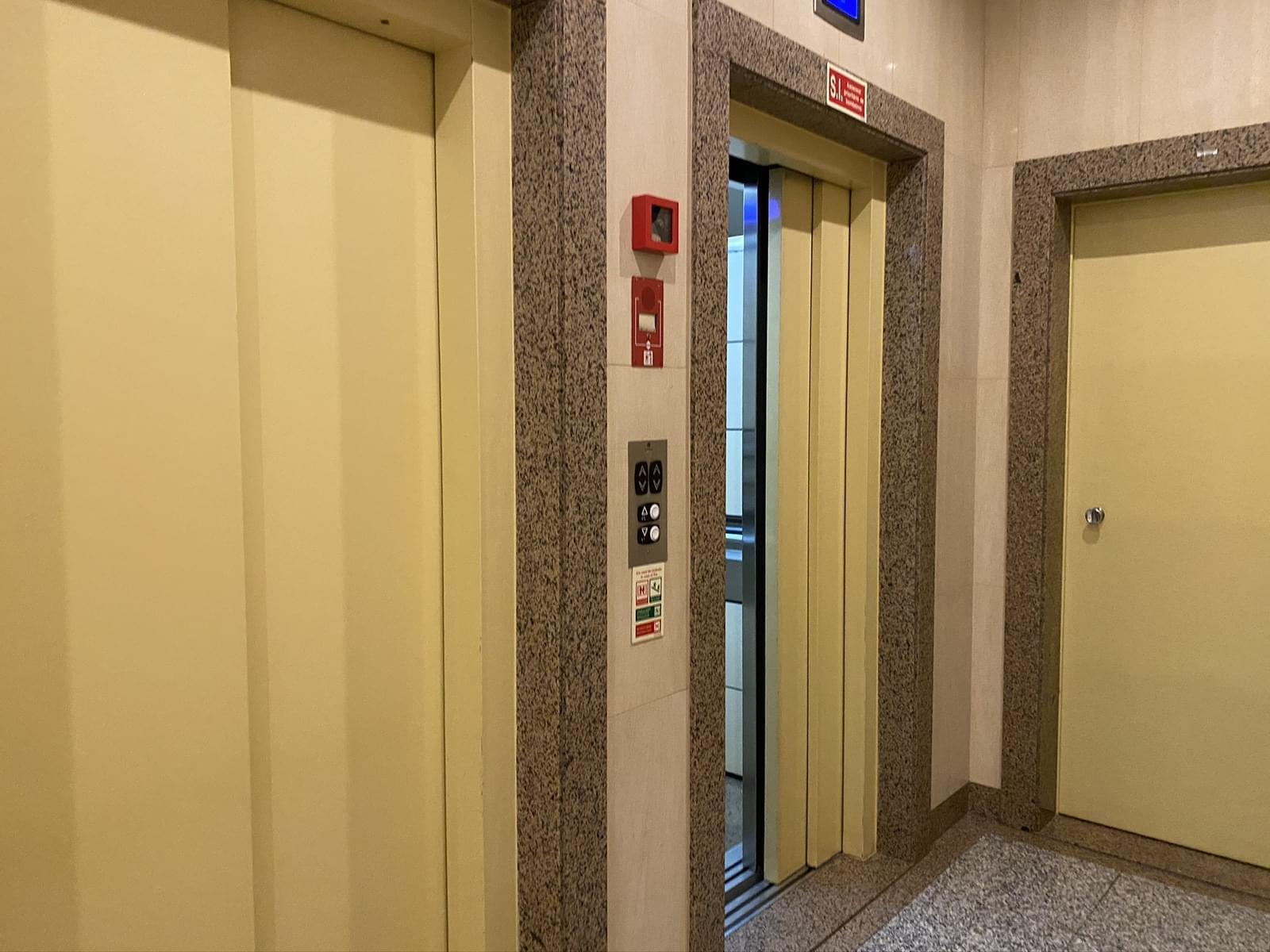 Apartamento T4 com estacionamento, Telheiras, Lisboa - Imagem 48