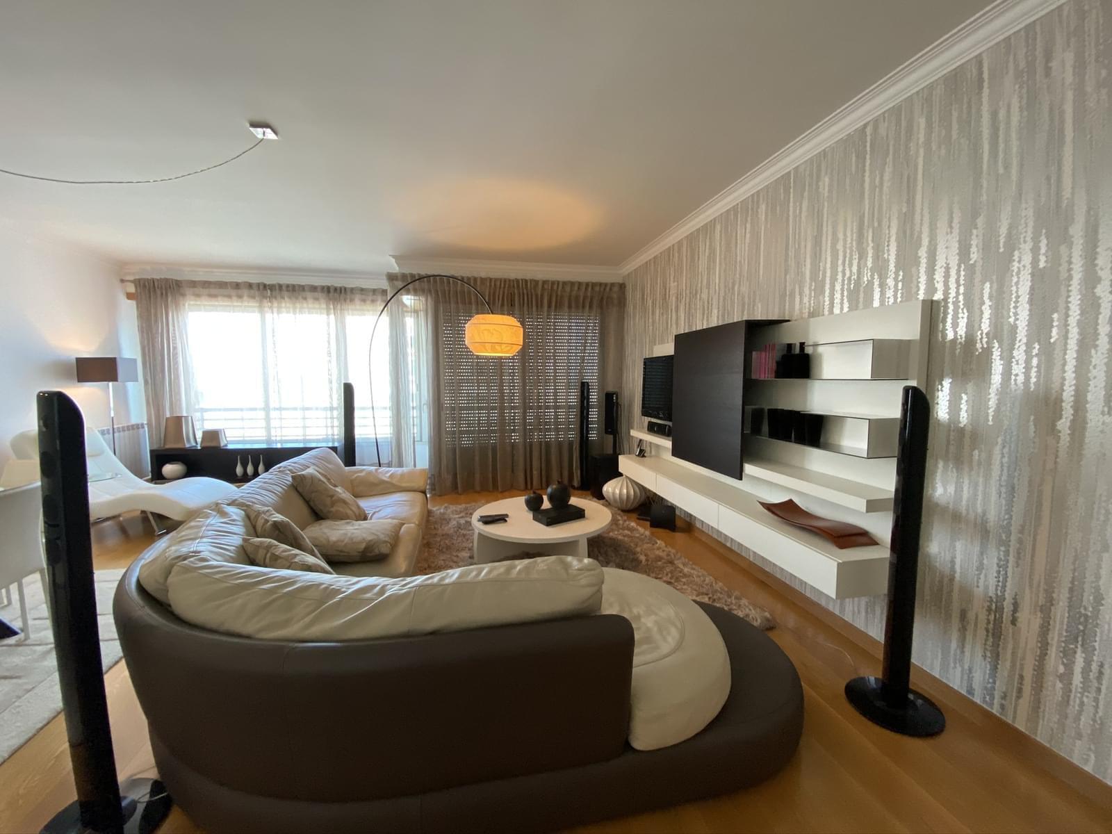Apartamento T4 com estacionamento, Telheiras, Lisboa - Imagem 11