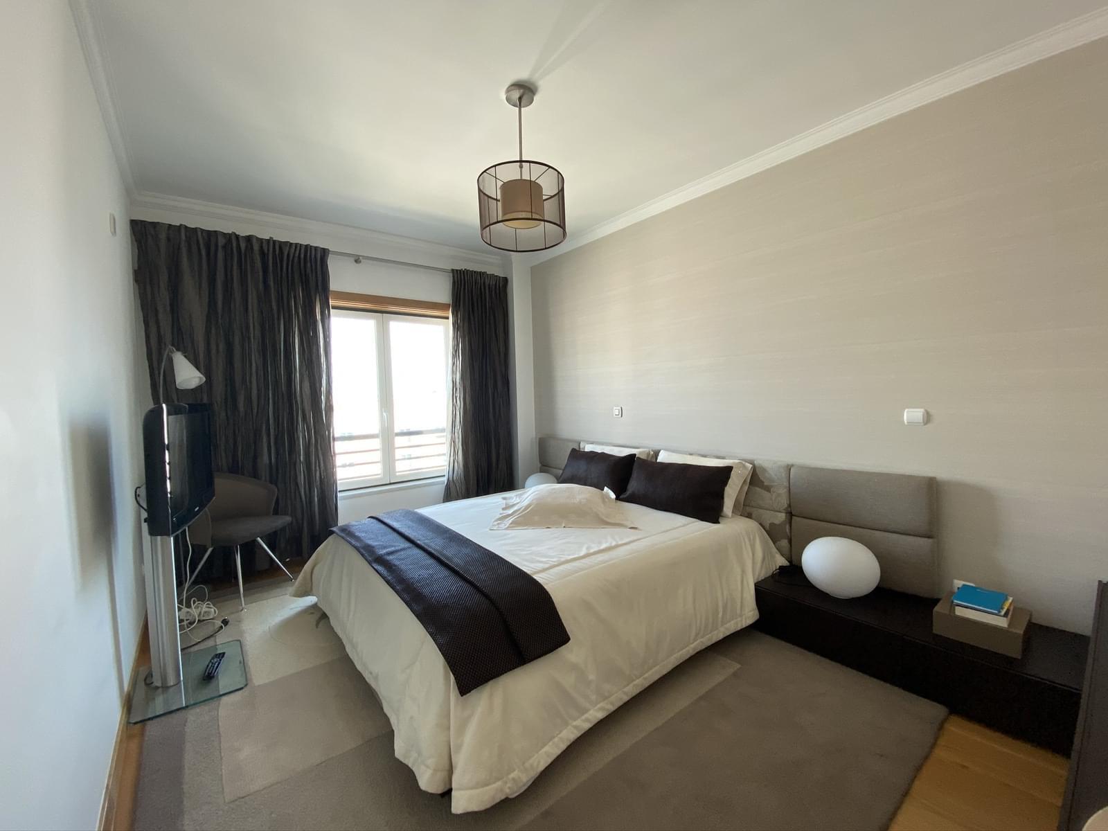 Apartamento T4 com estacionamento, Telheiras, Lisboa - Imagem 39