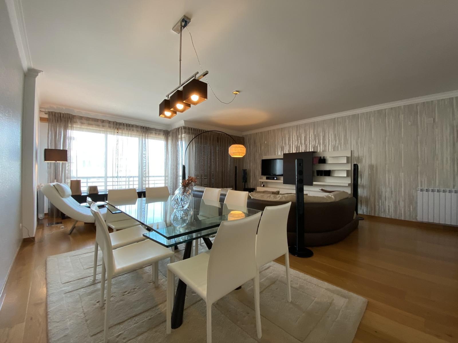 Apartamento T4 com estacionamento, Telheiras, Lisboa - Imagem 5
