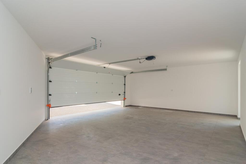 PF23169, Moradia T4, Oeiras