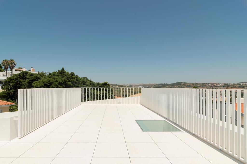 PF23169, Moradia T4, Oeiras