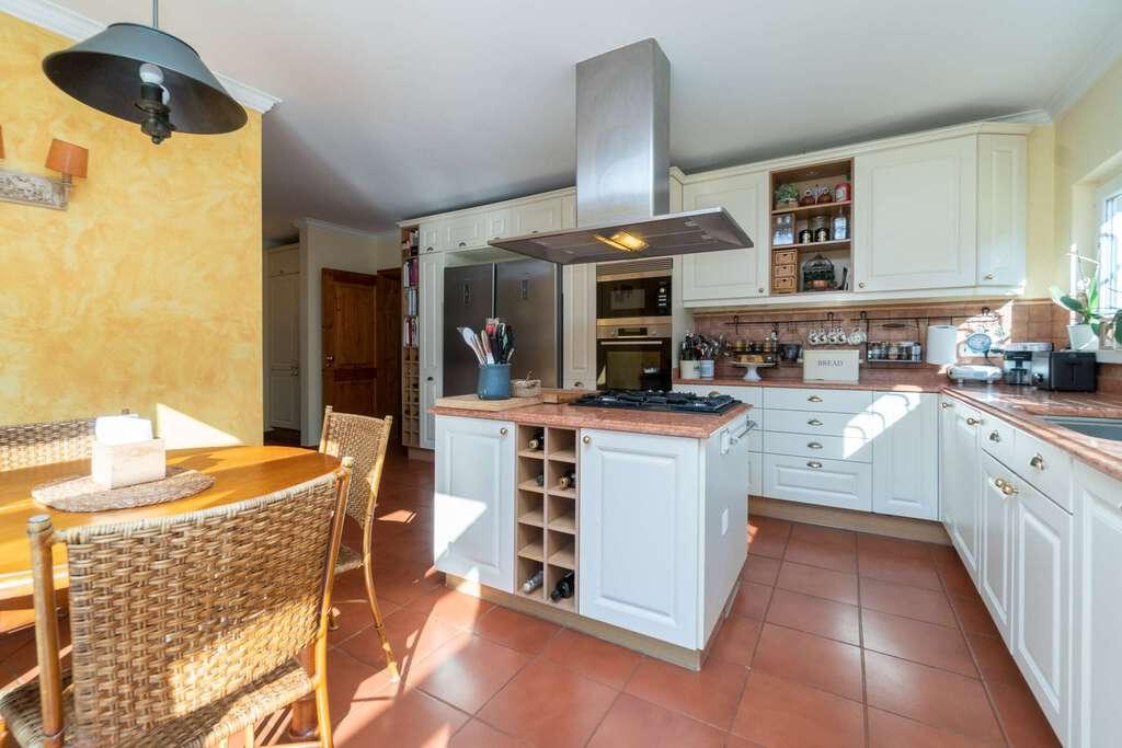 PF23490, Moradia T6, Benavente