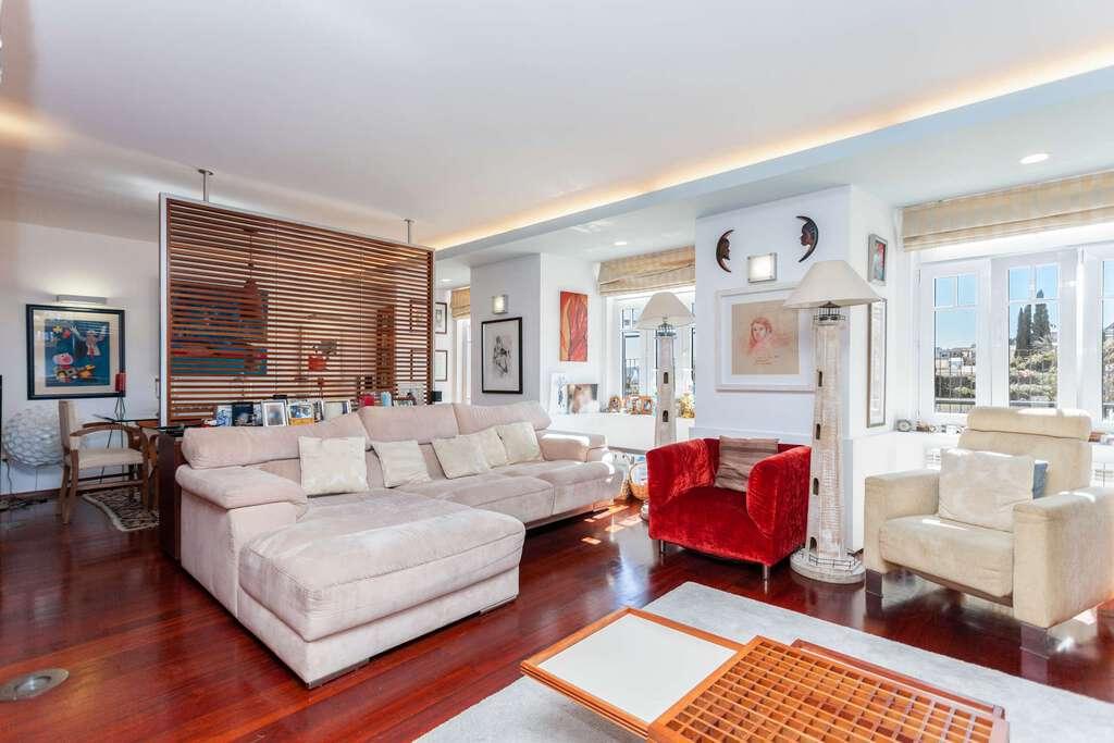 PF23584, Apartamento T4, Lisboa