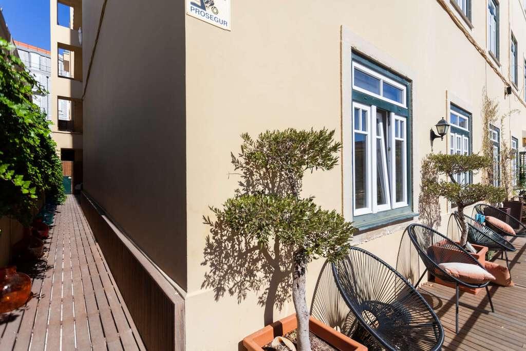 PF23584, Apartamento T4, Lisboa