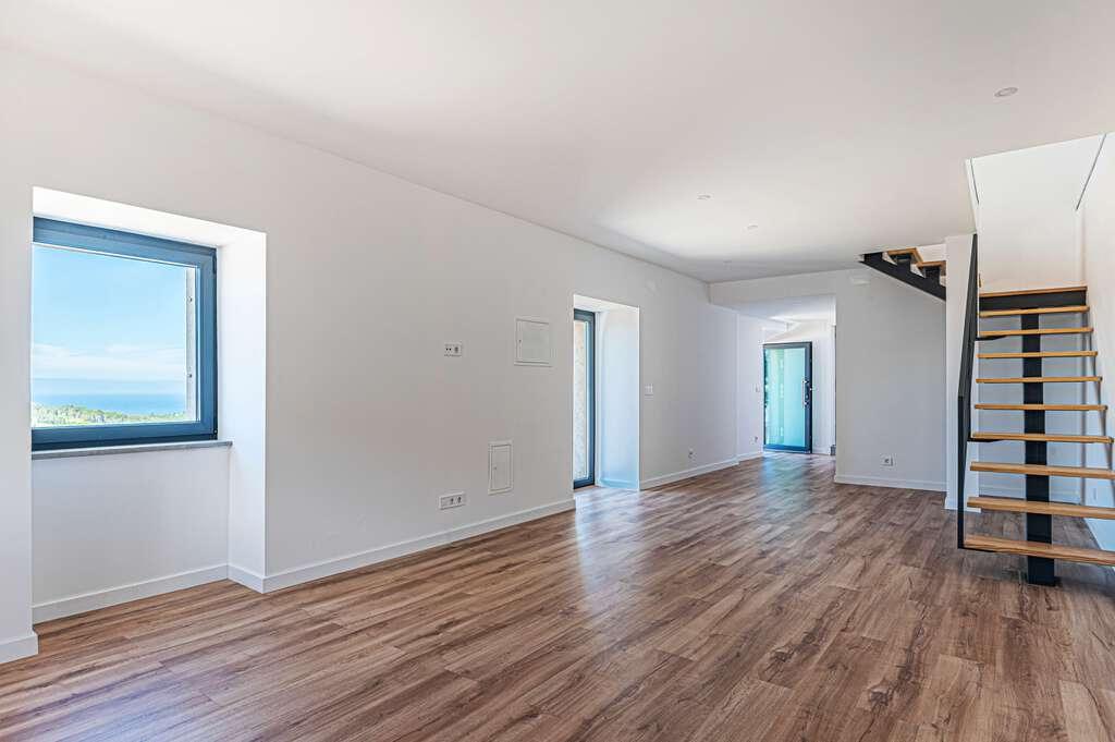 PF23639, Moradia T3, Sintra