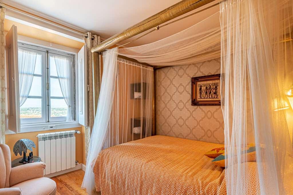 PF23861, Hotel, Sintra