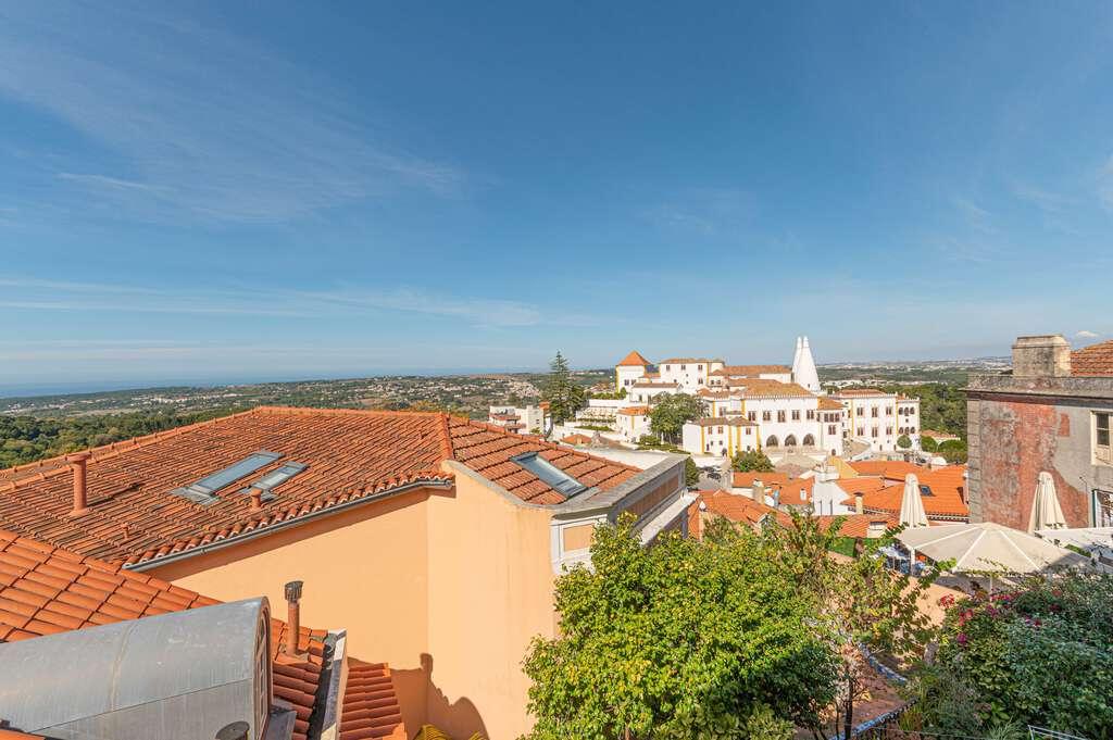 PF23861, Hotel, Sintra