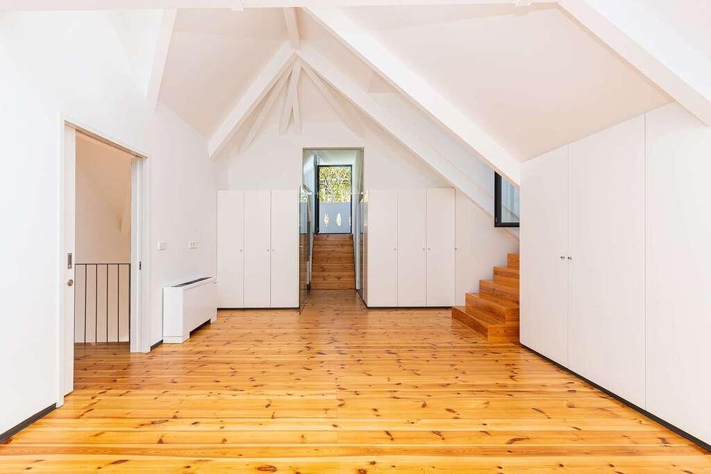 PF23937, Triplex T4, Lisboa