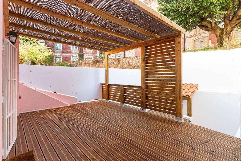 PF24018, Moradia Isolada T2, Lisboa