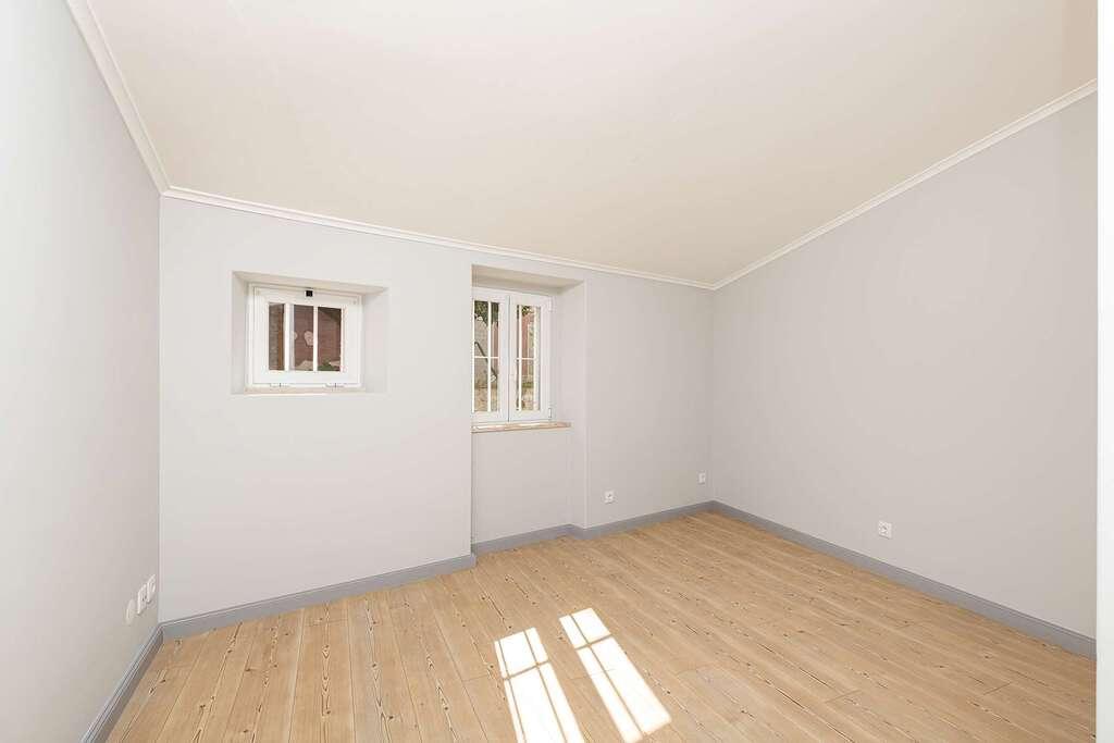 PF24018, Moradia Isolada T2, Lisboa