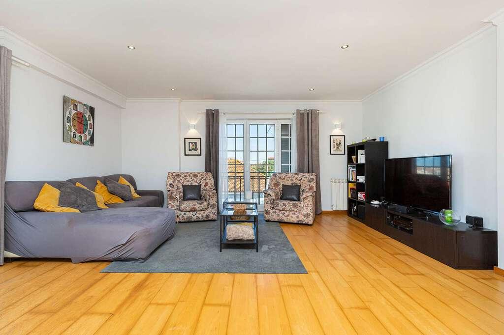 PF24155, Moradia T4, Mafra