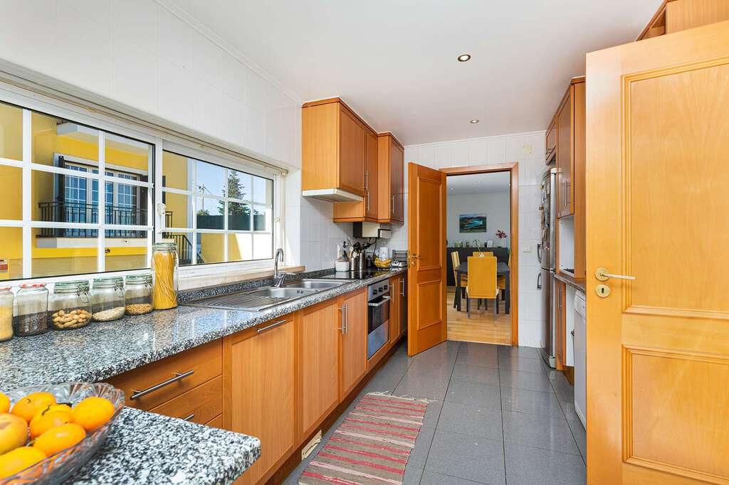 PF24155, Moradia T4, Mafra