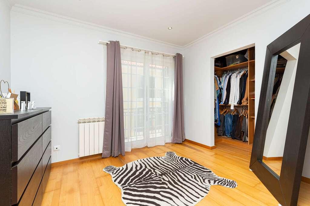 PF24155, Moradia T4, Mafra