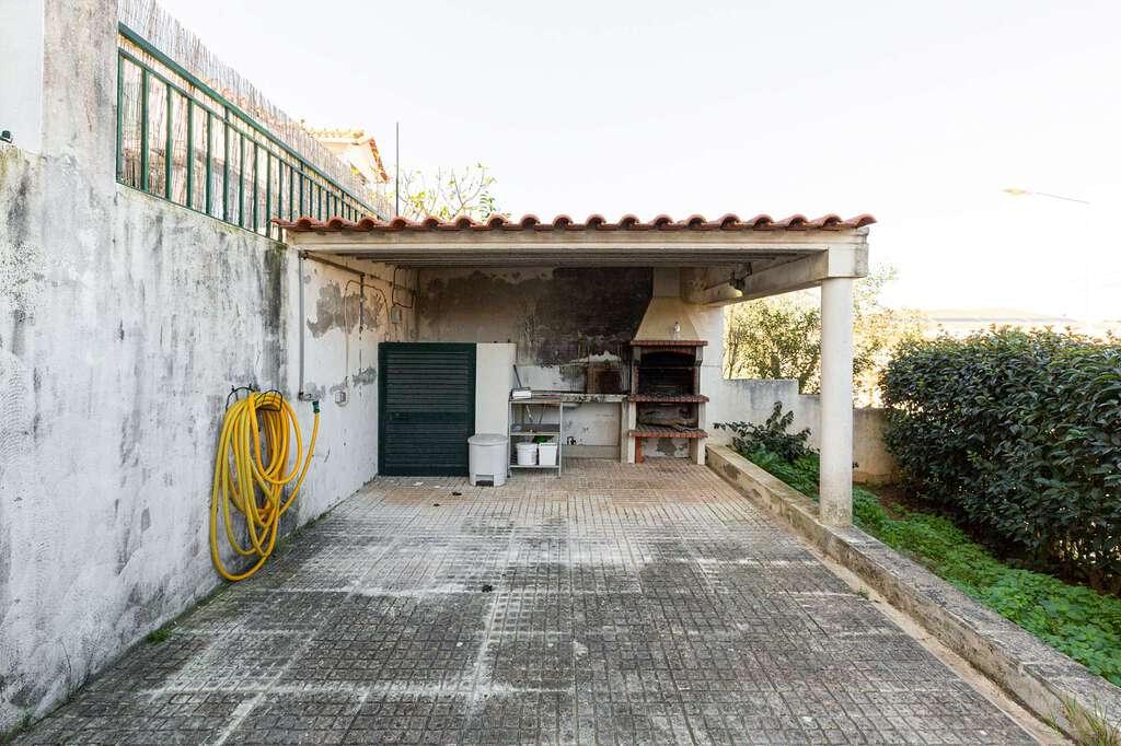 PF24155, Moradia T4, Mafra