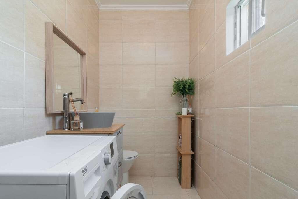 PF24194, Apartamento T2 + 1, Lisboa