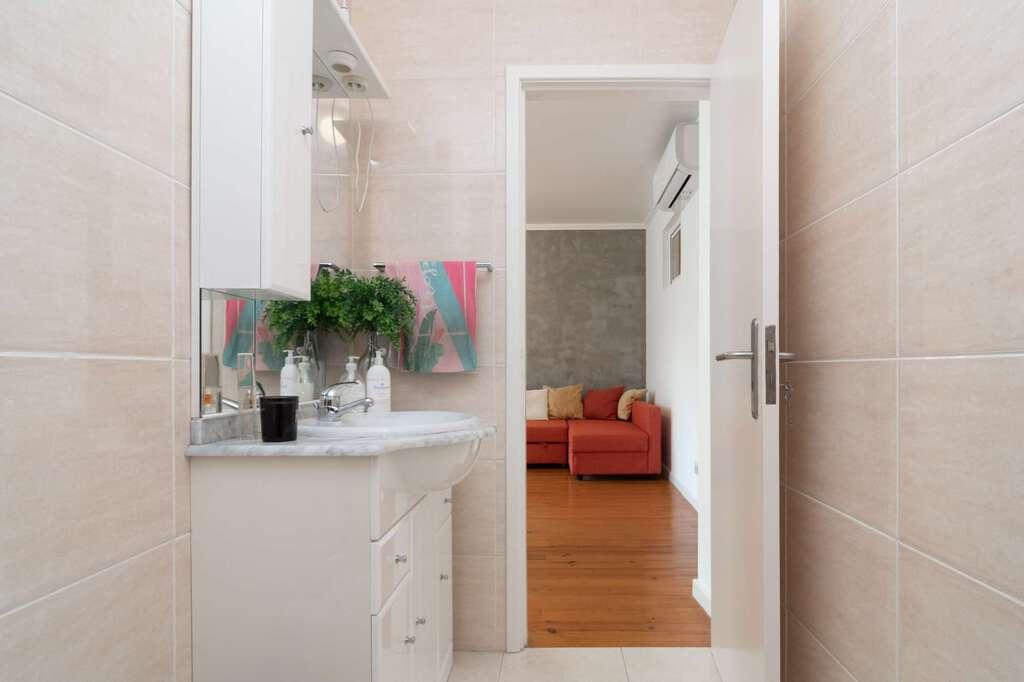 PF24194, Apartamento T2 + 1, Lisboa