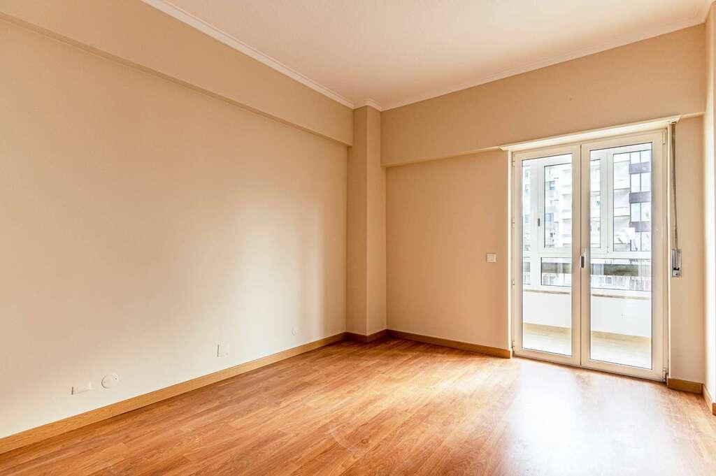 PF24333, Apartamento T4 + 1, Oeiras