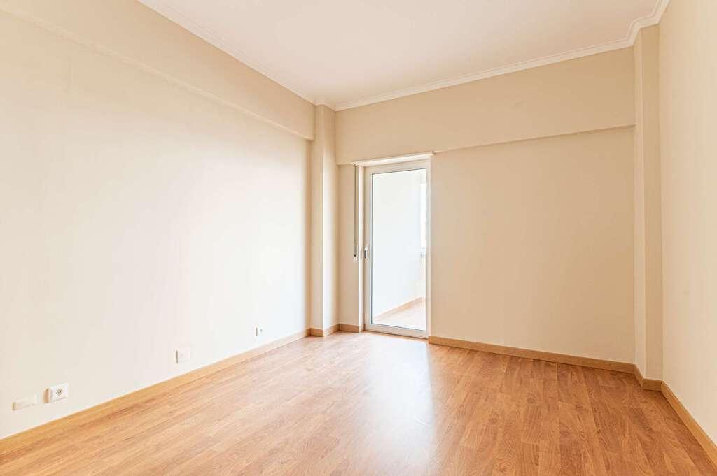 PF24333, Apartamento T4 + 1, Oeiras