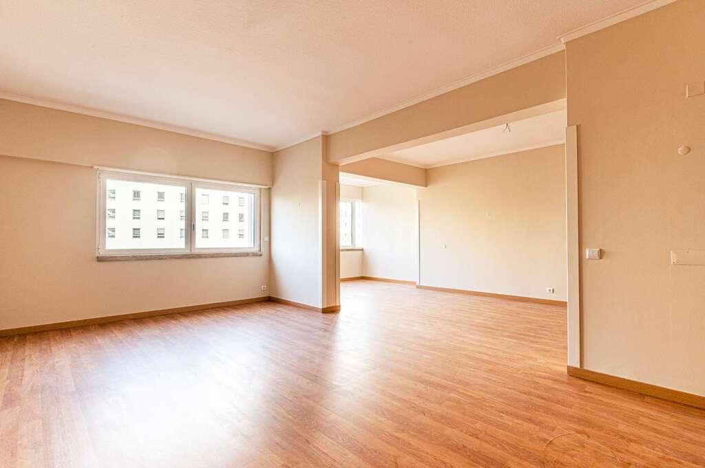 PF24333, Apartamento T4 + 1, Oeiras