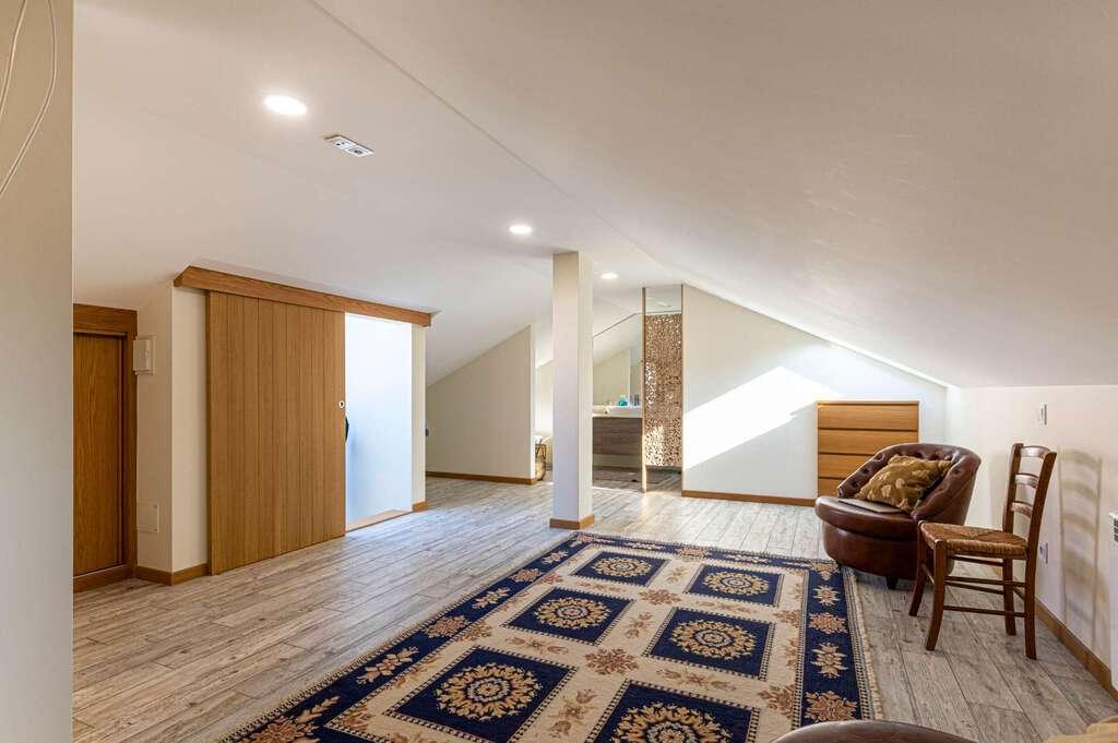 PF24376, Moradia Isolada T3 + 1, Oeiras