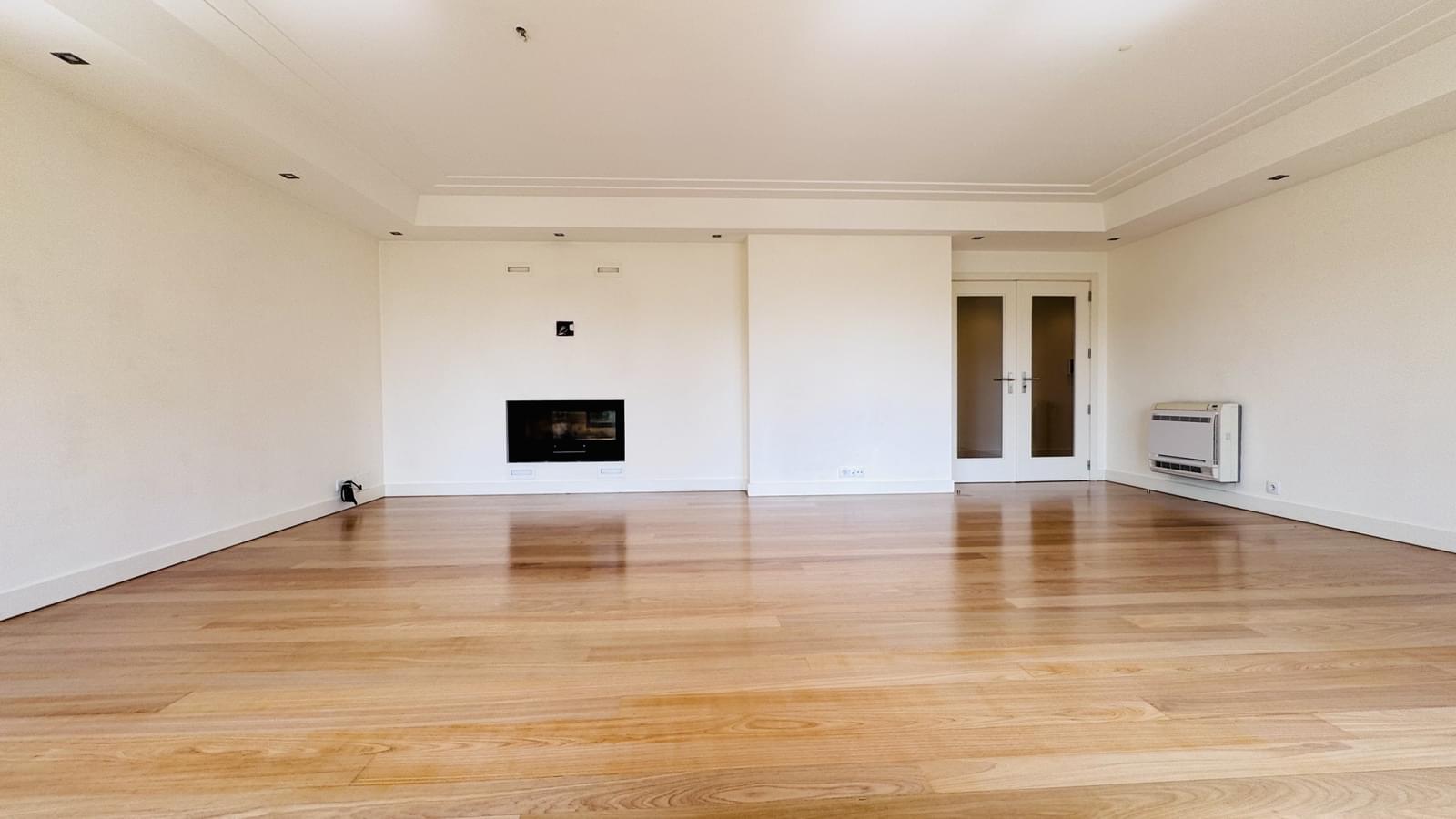 Apartamento T3 com piscina, Benfica, Lisboa - Imagem 5