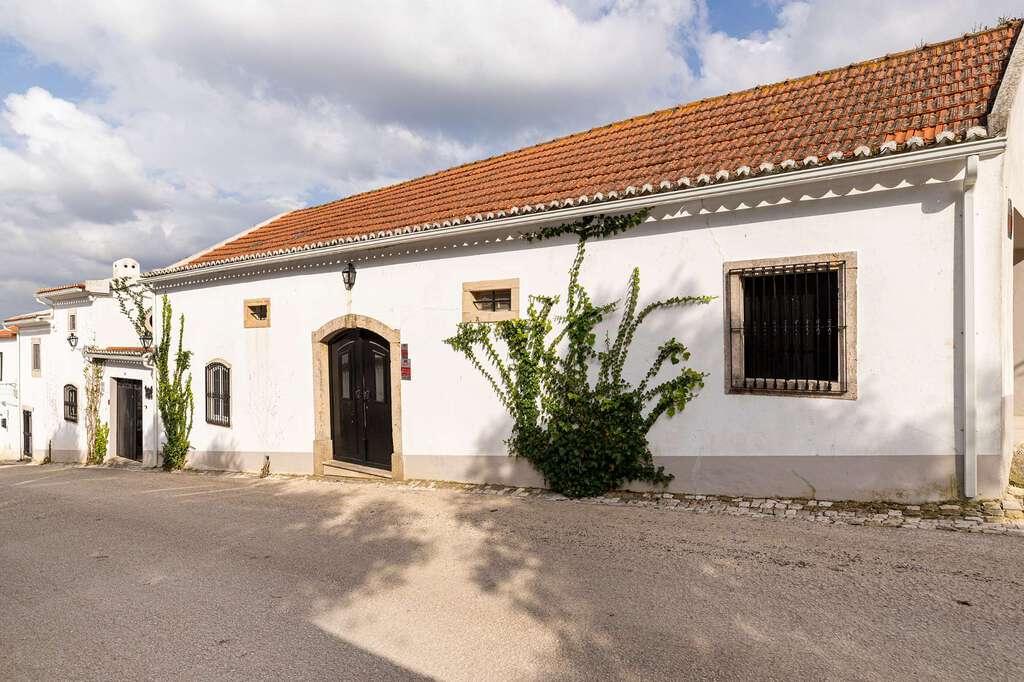 PF24538, Moradia T4, Alenquer