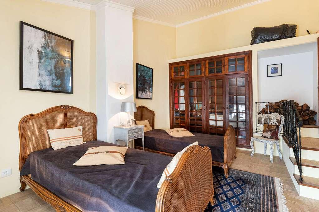 PF24538, Moradia T4, Alenquer