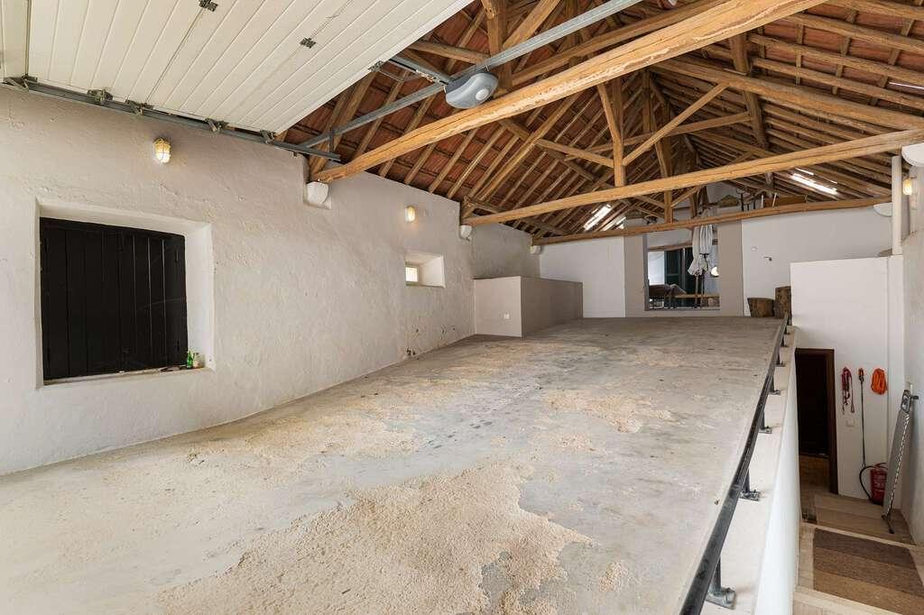 PF24538, Moradia T4, Alenquer