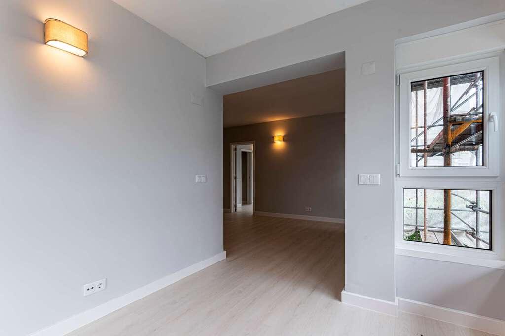 T1+1 Refurbished apartment in São João do Estoril