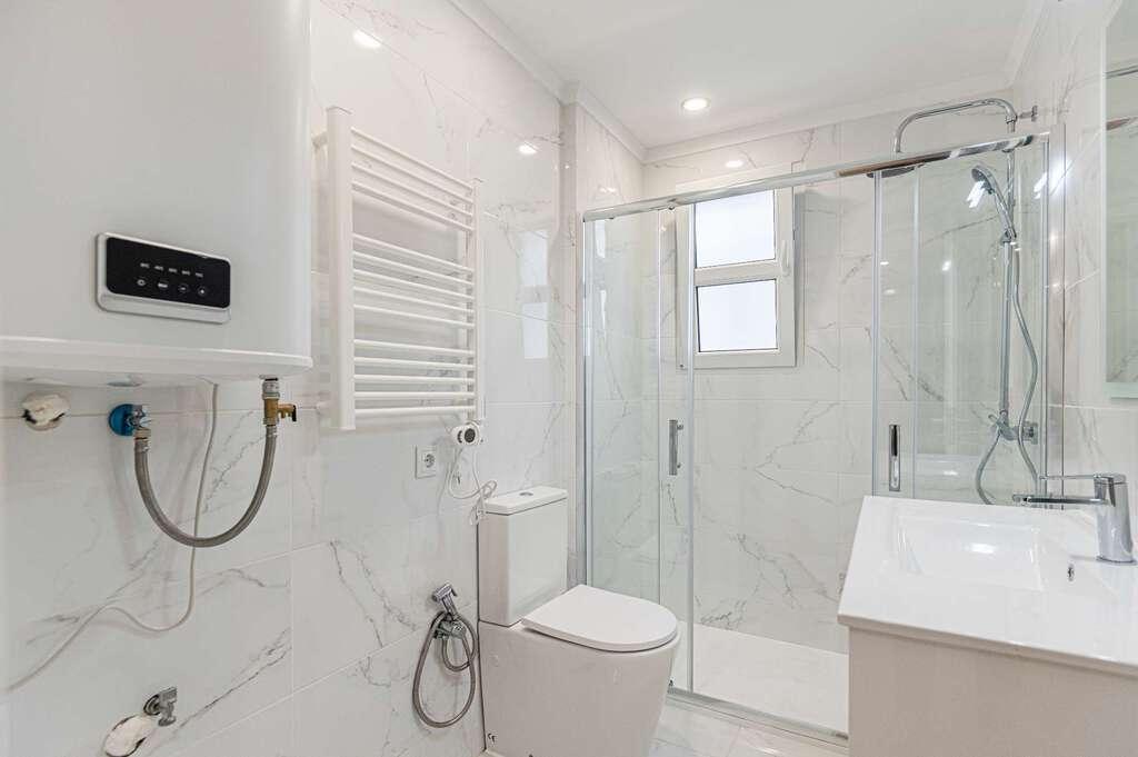 T1+1 Refurbished apartment in São João do Estoril