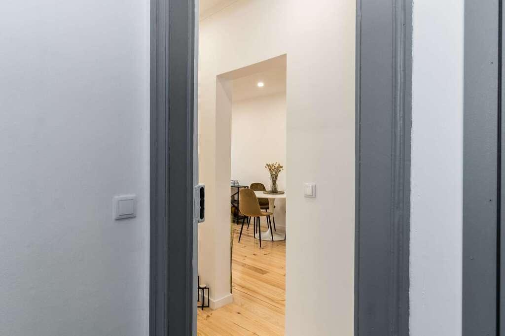 PF24583, Apartamento T2, Lisboa