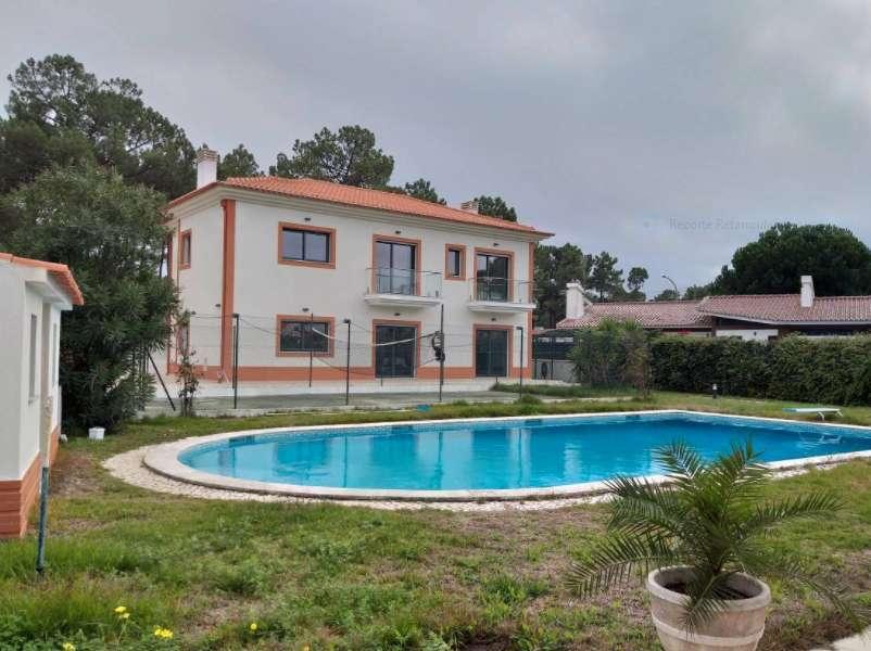 PF24753, Moradia T5 + 5, Seixal