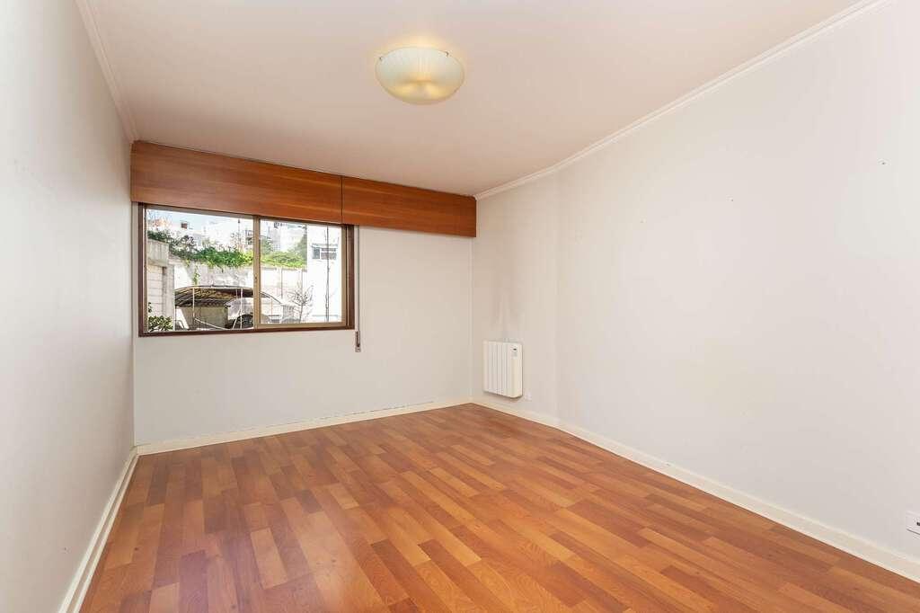 2 Bedroom Apartment with swimming pool, Lapa, Lisboa 1093262655
