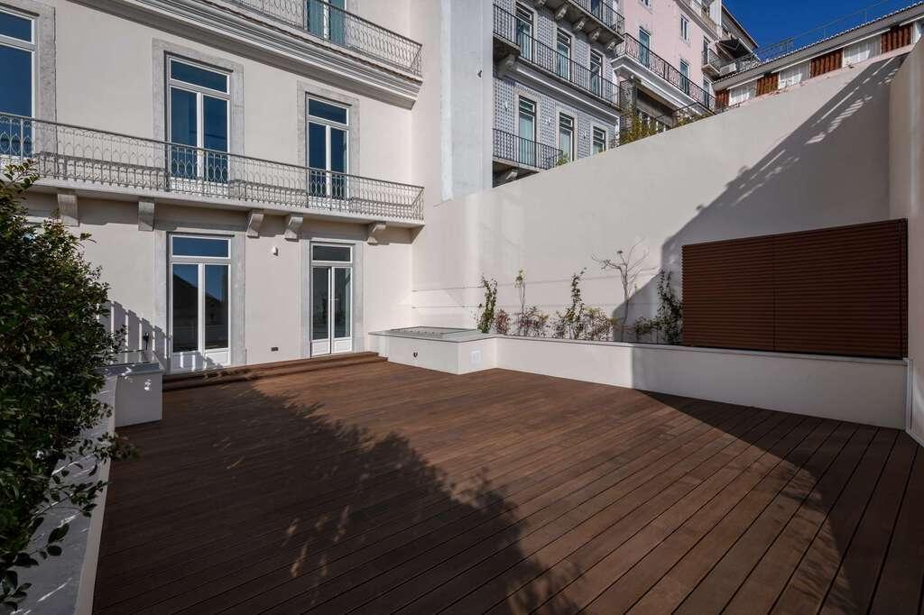 3 Bedroom Duplex with a view, Chiado, Lisboa