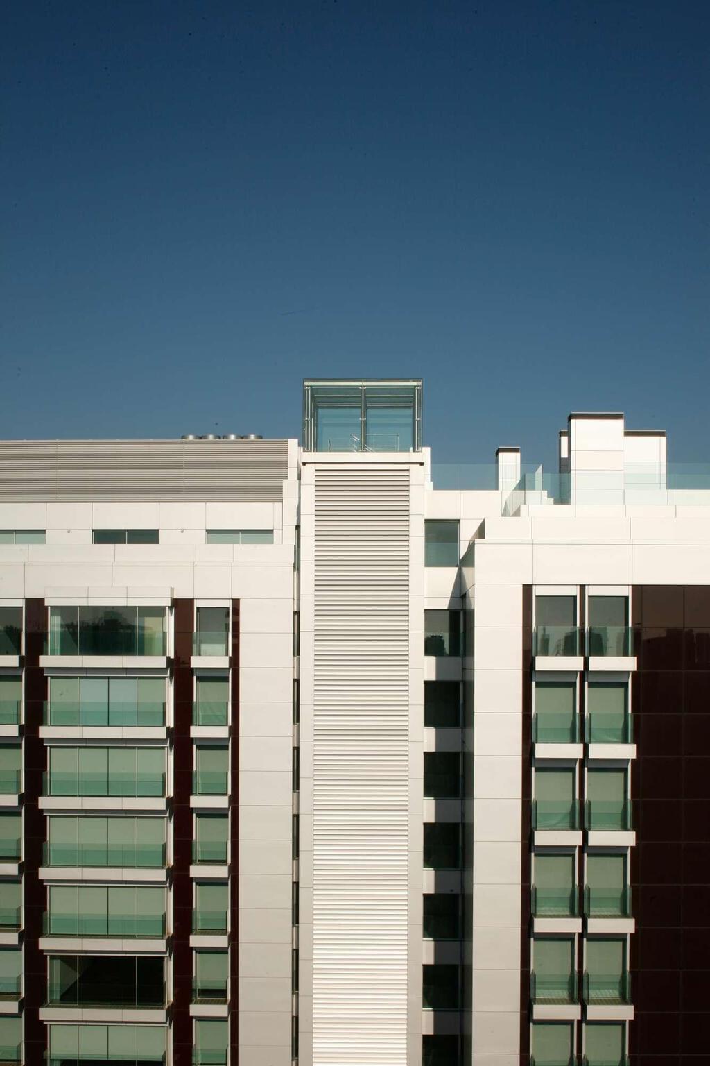 4 Bedroom Apartment in Sky Restelo, Restelo, Lisboa 2454563318