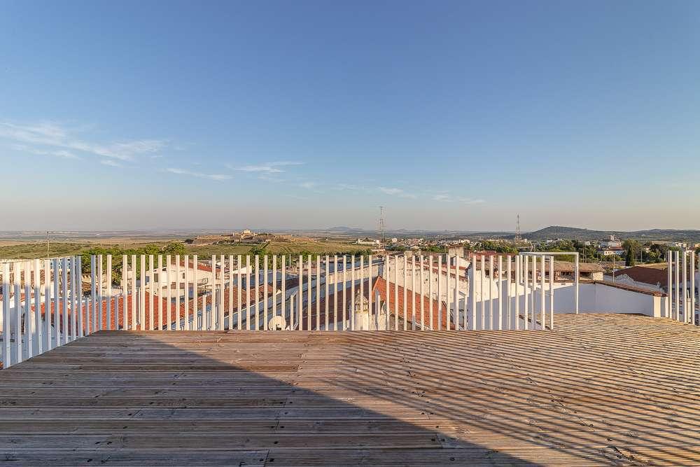 Moradia T6 com terraço, Elvas - Imagem 8