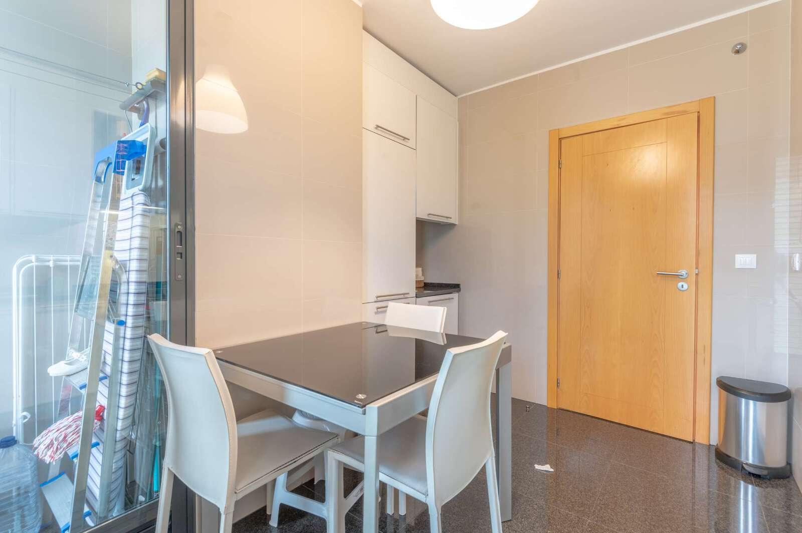 Apartamento T2 com vista, Alto de Algés, Oeiras - Imagem 7