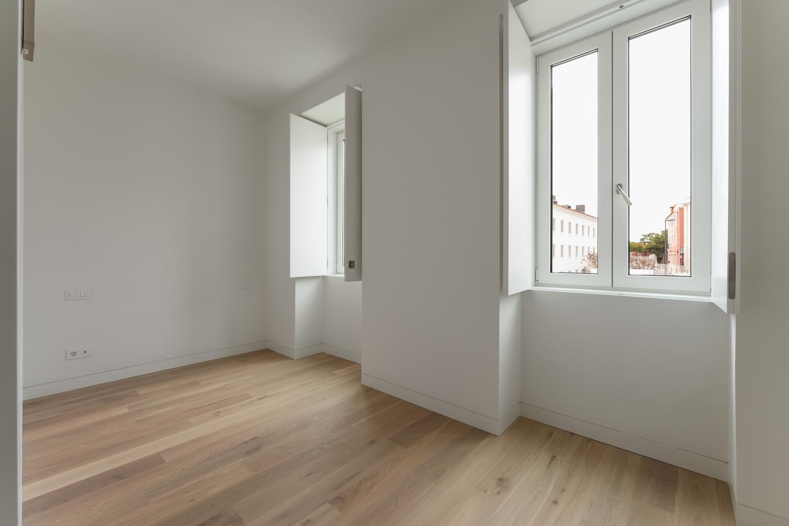3 Bedroom Apartment with garden, Estrela, Lisboa - Image 17