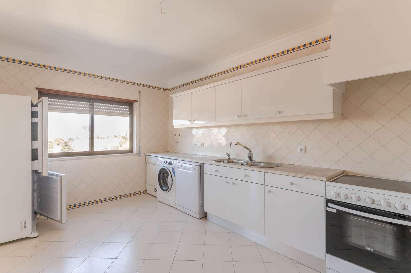 Apartamento T3 com vista, Cascais - Imagem 10