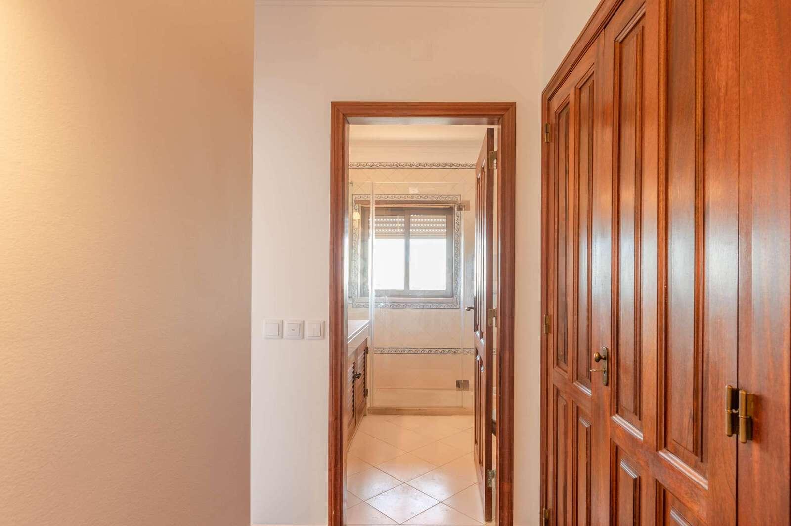 Apartamento T3 com vista, Cascais - Imagem 25