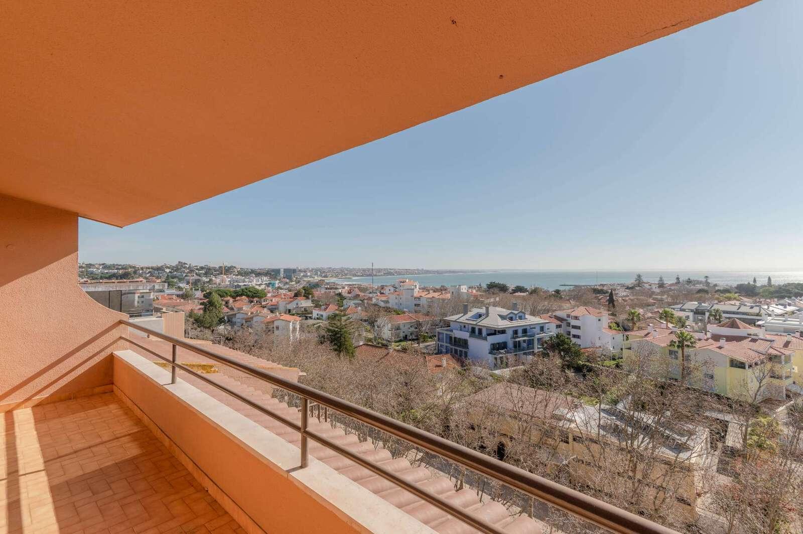 Apartamento T3 com vista, Cascais - Imagem 1