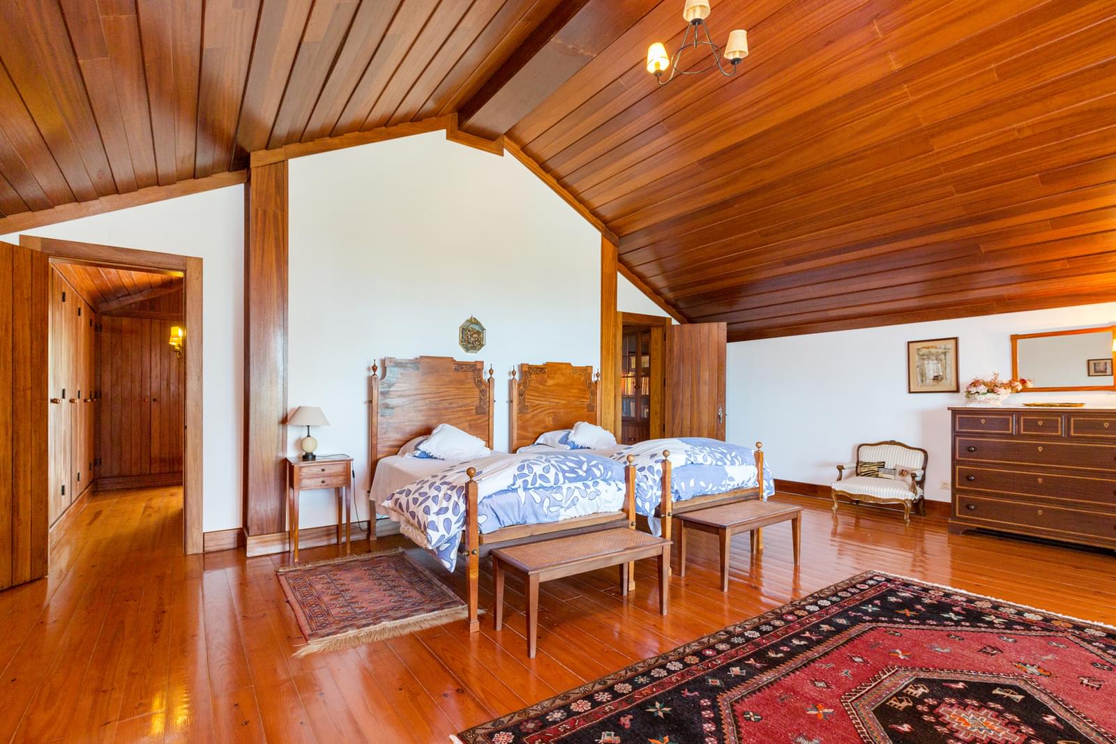 15 Bedroom Farm/Ranch/Plantation's Image 32