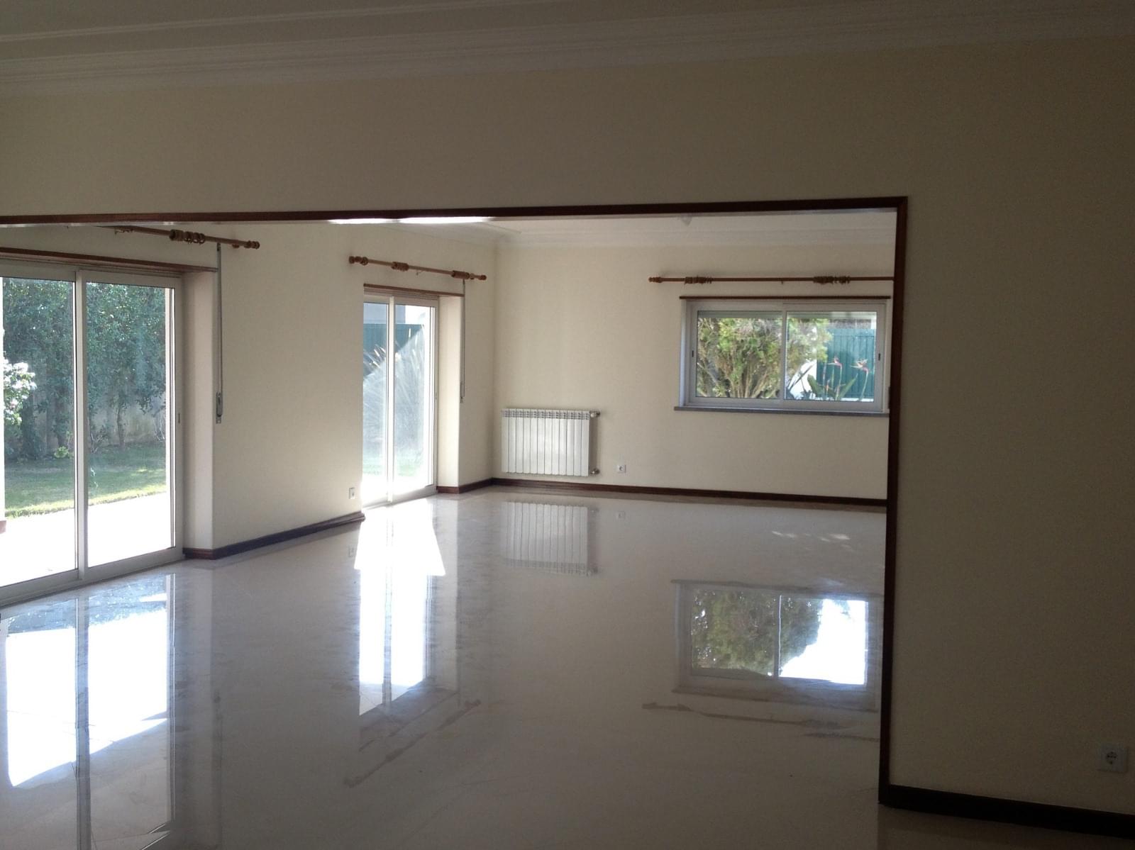 Moradia T5 com piscina, Areia, Cascais - Imagem 4